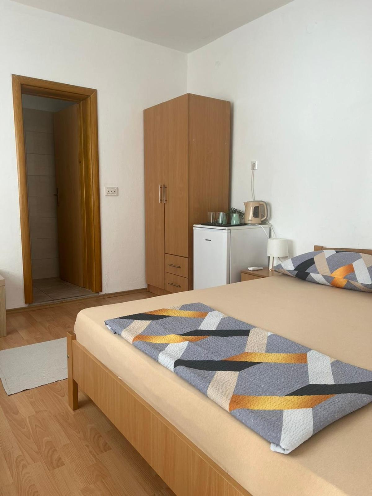Apartment And Rooms Barbaric Neum Luaran gambar