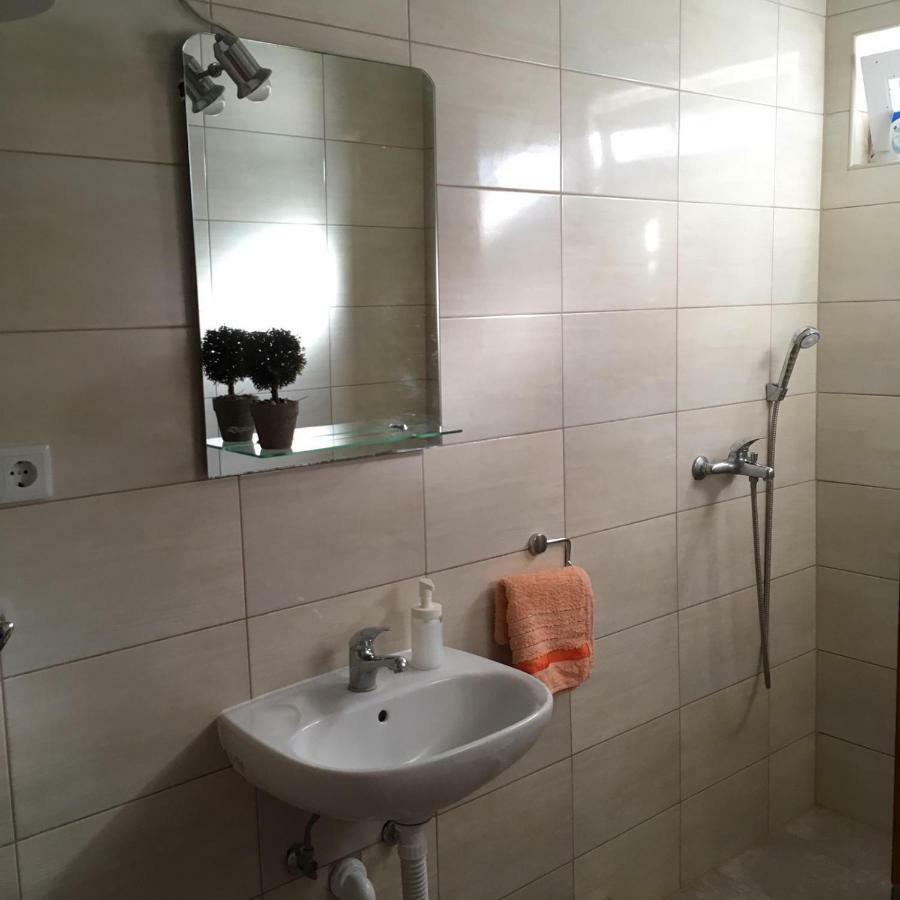 Apartment And Rooms Barbaric Neum Luaran gambar